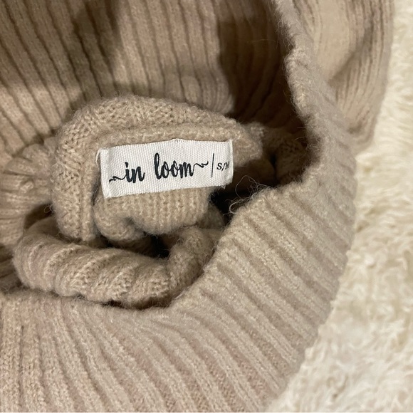 Super cozy and soft turtleneck - Picture 2 of 3